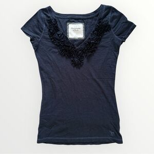 Abercrombie & Fitch Vintage Y2K Navy Blue Ruffle V-Neck Tee Top Size Small